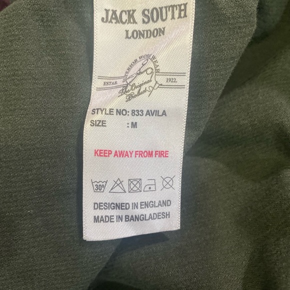 Jack South Men Corduroy Buttoned Down Shirt - Picture 8 of 8